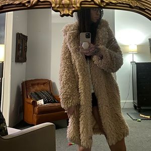 Wild Fable Beige Tan Fuzzy Faux Fur Trench Coat Jacket size Medium M